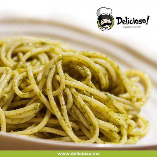 Espagueti Verde: Crema de Chile Poblano y Elote