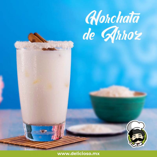 Agua de Horchata de Arroz Tradicional (Estilo La Michoacana)